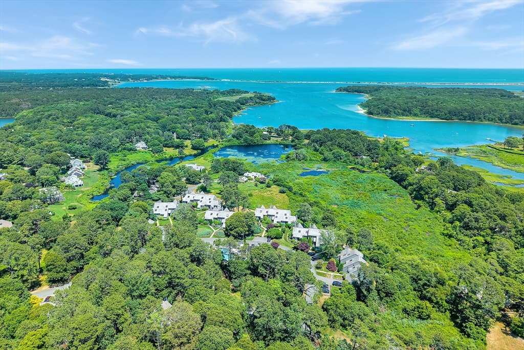 40 Hidden Cove Road Unit 2 # 2, Oak Bluffs MA 02557