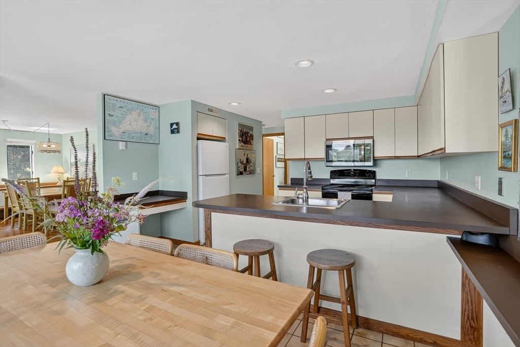 40 Hidden Cove Road Unit 2 # 2, Oak Bluffs MA 02557 photo 15