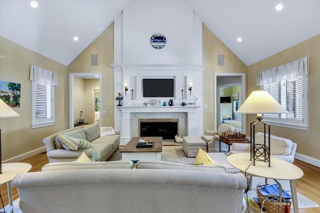 100 The Paddock Cir, Mashpee MA 02649 photo 7