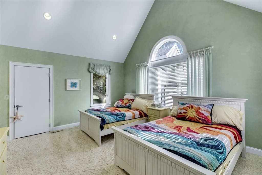 100 The Paddock Cir, Mashpee MA 02649 photo 21