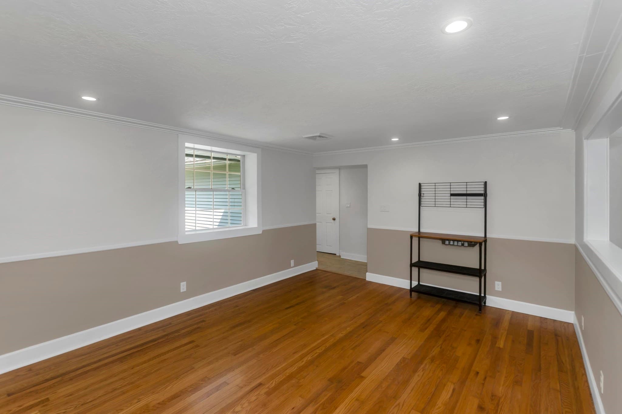 Single Family Residence at 17 Congamond Rd, Southwick MA 01077, Southwick, photo 6 of 40
