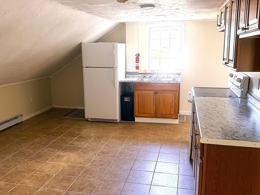 43 Hamilton St # 25, Leominster MA 01453 photo 6