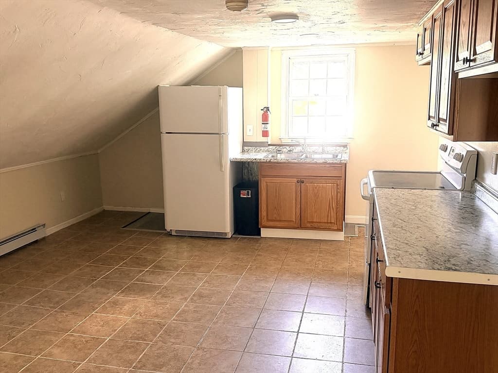43 Hamilton St # 25, Leominster MA 01453 photo 9