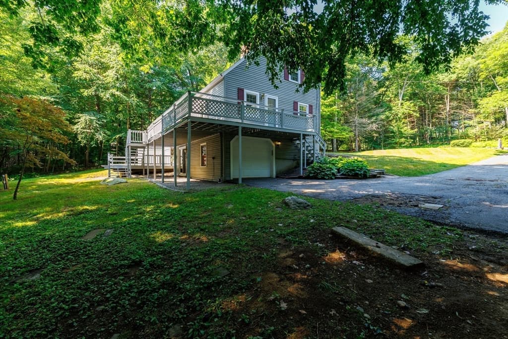 Single Family Residence at 37 Breakneck Rd, Sturbridge MA 01566, Sturbridge, photo 34 of 39