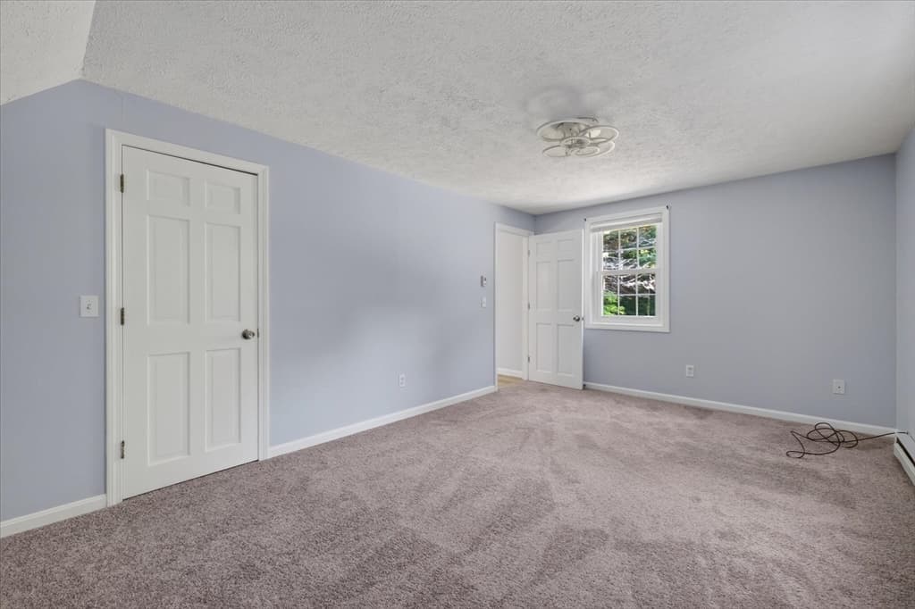 Single Family Residence at 37 Breakneck Rd, Sturbridge MA 01566, Sturbridge, photo 15 of 39