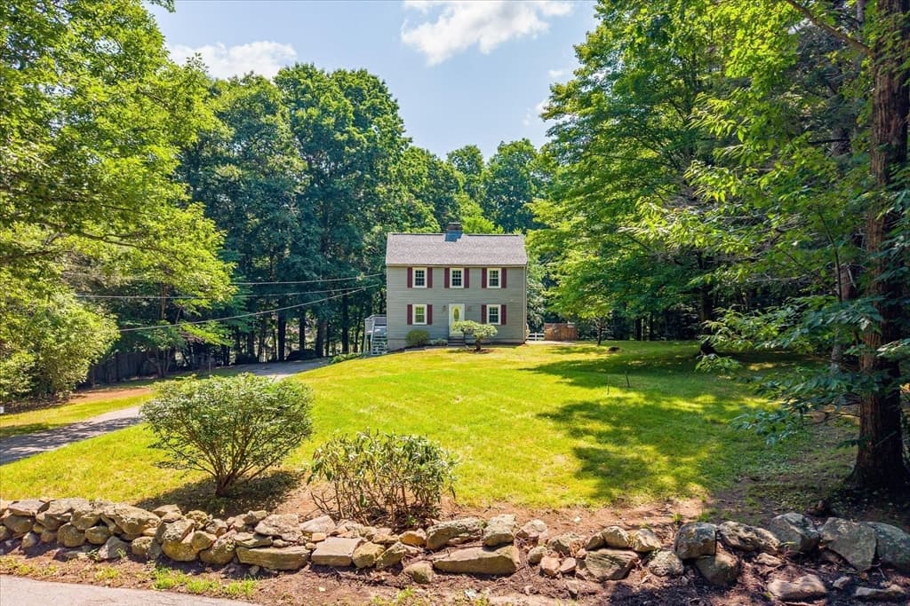 Single Family Residence at 37 Breakneck Rd, Sturbridge MA 01566, Sturbridge, photo 31 of 39