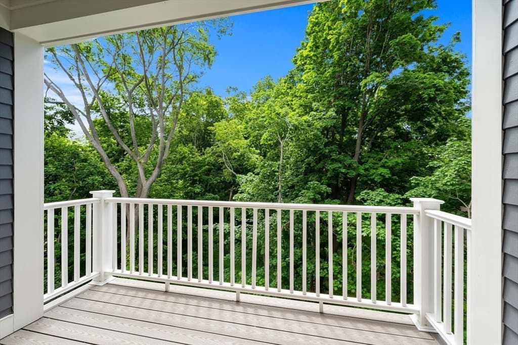 Condominium at 66 Pleasant Street # 2, Marblehead MA 01945, Marblehead, photo 14 of 31