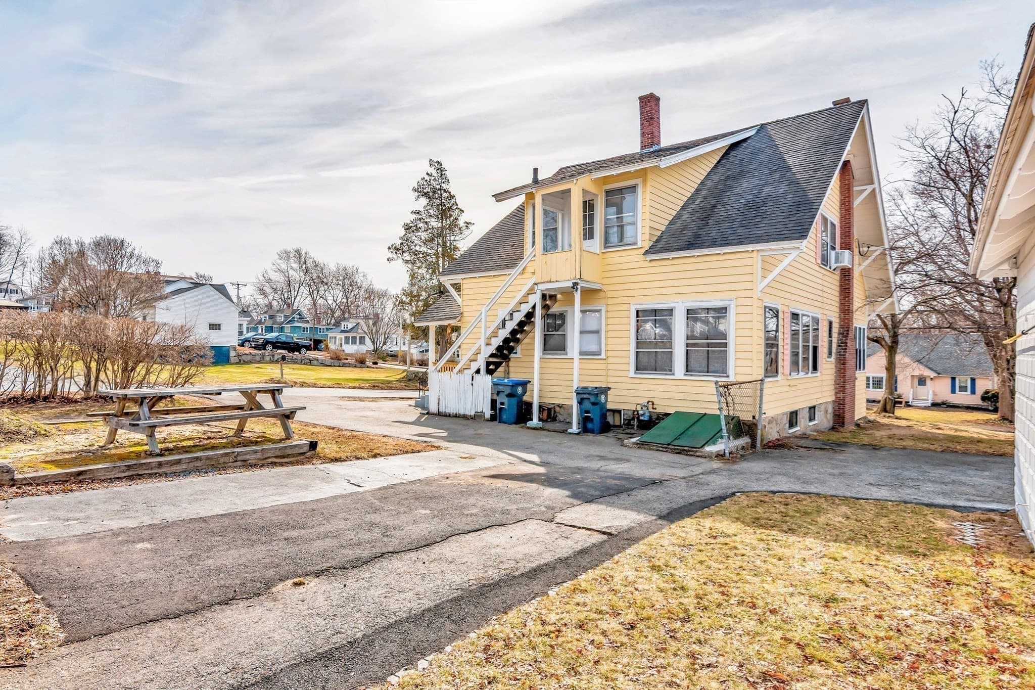 Single Family Residence at 219 Pelham Street, Methuen MA 01844, Methuen, photo 4 of 42