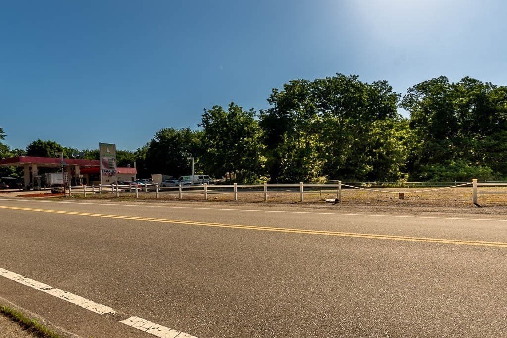 Commercial at 1063 Newman Ave, Seekonk MA 02771, photo 3 of 8