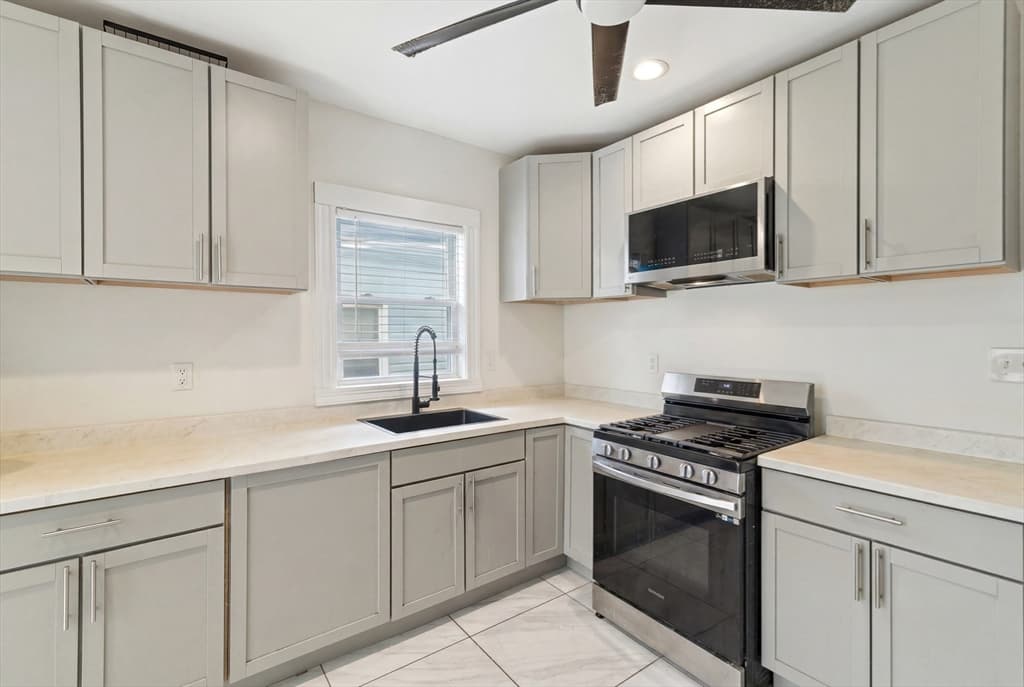 4 Family at 29 Esmond St, Boston MA 02121, Boston, photo 4 of 41