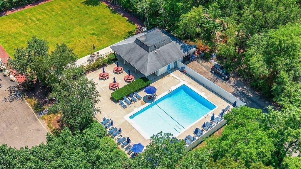 18 Beals Cove Rd # H, Hingham MA 02043 photo 17