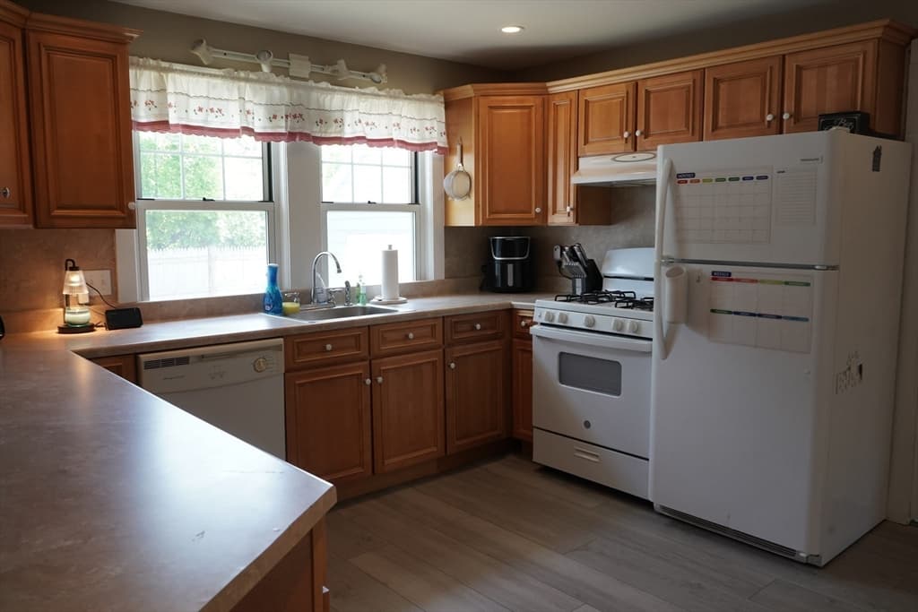 89 Wheeler Ave, Brockton MA 02301 photo 20