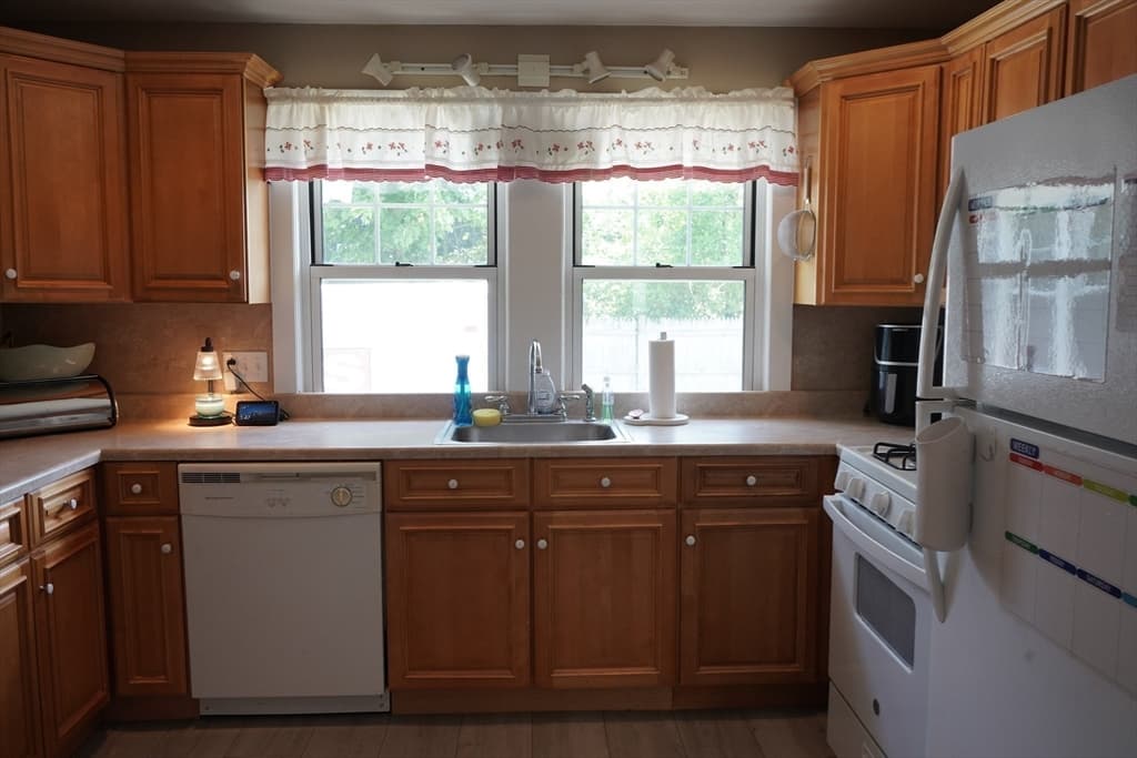 89 Wheeler Ave, Brockton MA 02301 photo 21