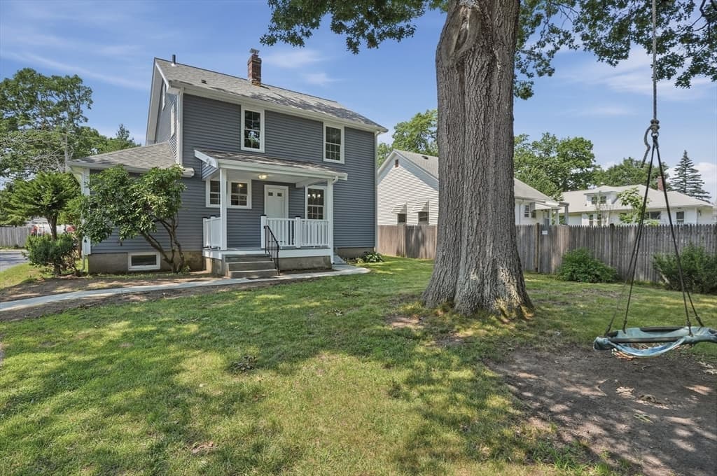 190 Manomet St, Brockton MA 02301 photo 6