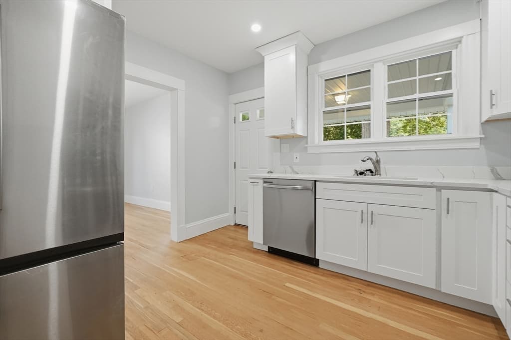190 Manomet St, Brockton MA 02301 photo 17