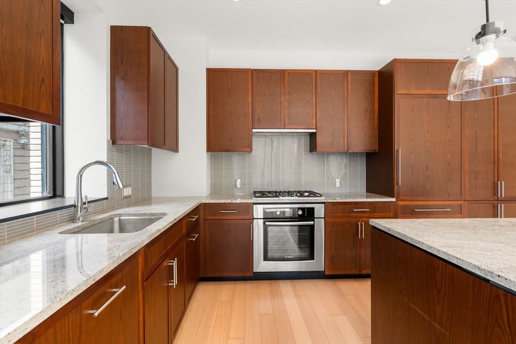 Condominium at 580 Washington St # 8C, Boston MA 02111, Boston, photo 6 of 39