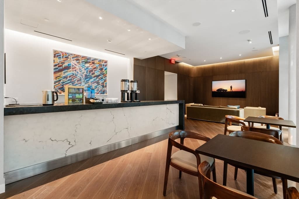 Condominium at 580 Washington St # 8C, Boston MA 02111, Boston, photo 26 of 39