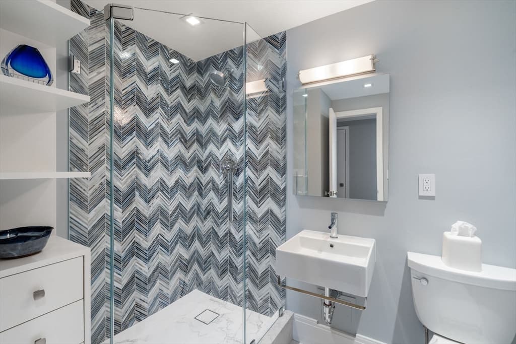 Condominium at 85 E India Row, Boston MA 02110, Boston, photo 23 of 34