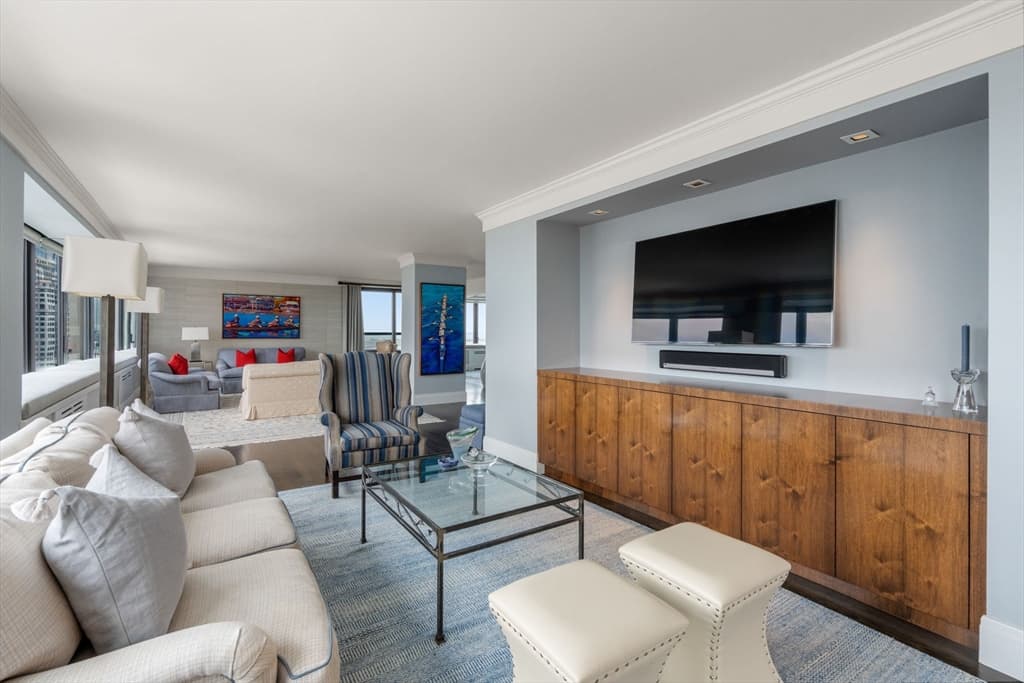 Condominium at 85 E India Row, Boston MA 02110, Boston, photo 5 of 34
