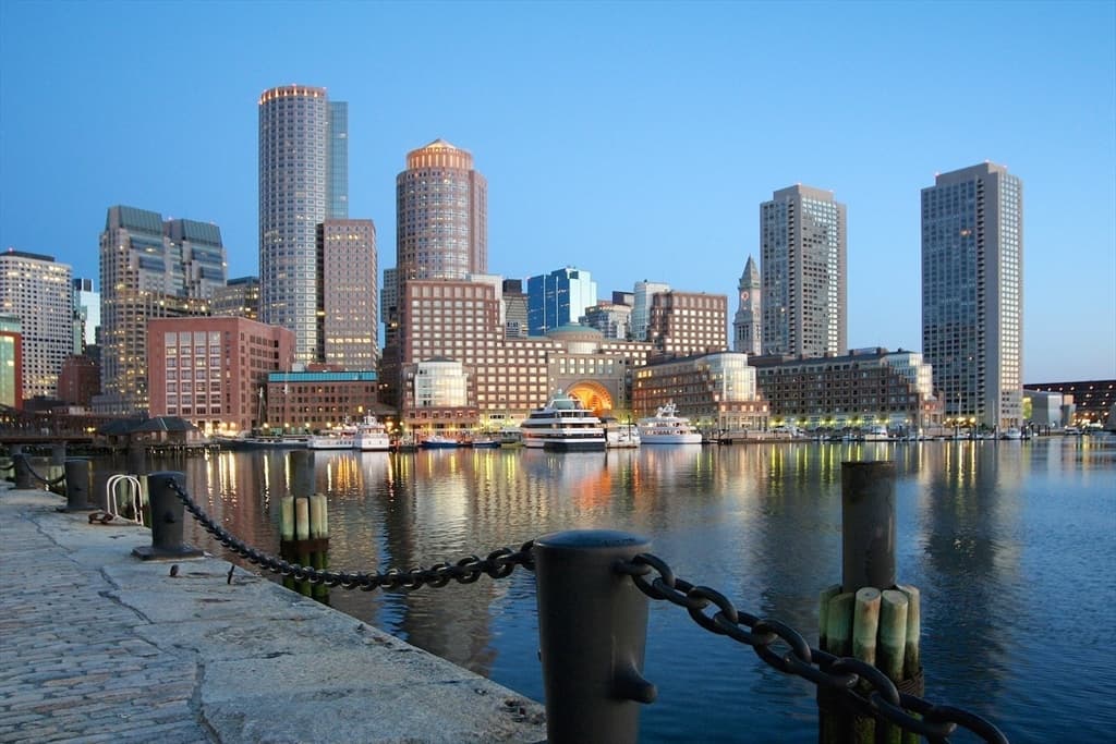Condominium at 85 E India Row, Boston MA 02110, Boston, photo 33 of 34