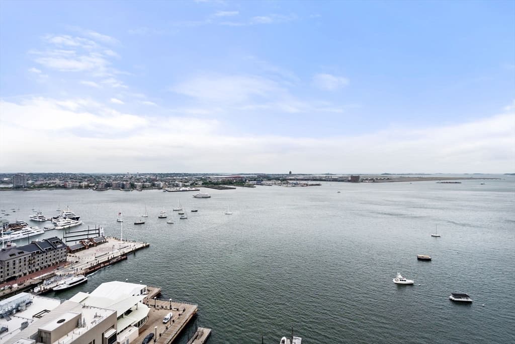 Condominium at 85 E India Row, Boston MA 02110, Boston, photo 29 of 34