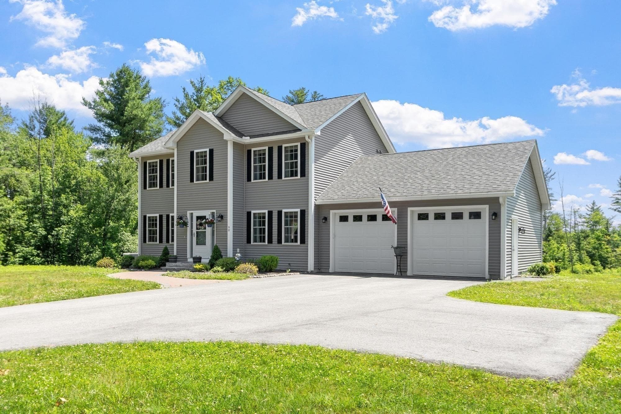 Single Family Residence at 90 Royalston Rd N, Winchendon MA 01475, Winchendon, photo 3 of 42