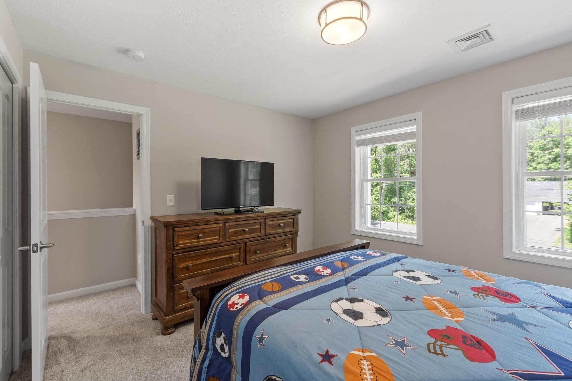 Single Family Residence at 90 Royalston Rd N, Winchendon MA 01475, Winchendon, photo 30 of 42