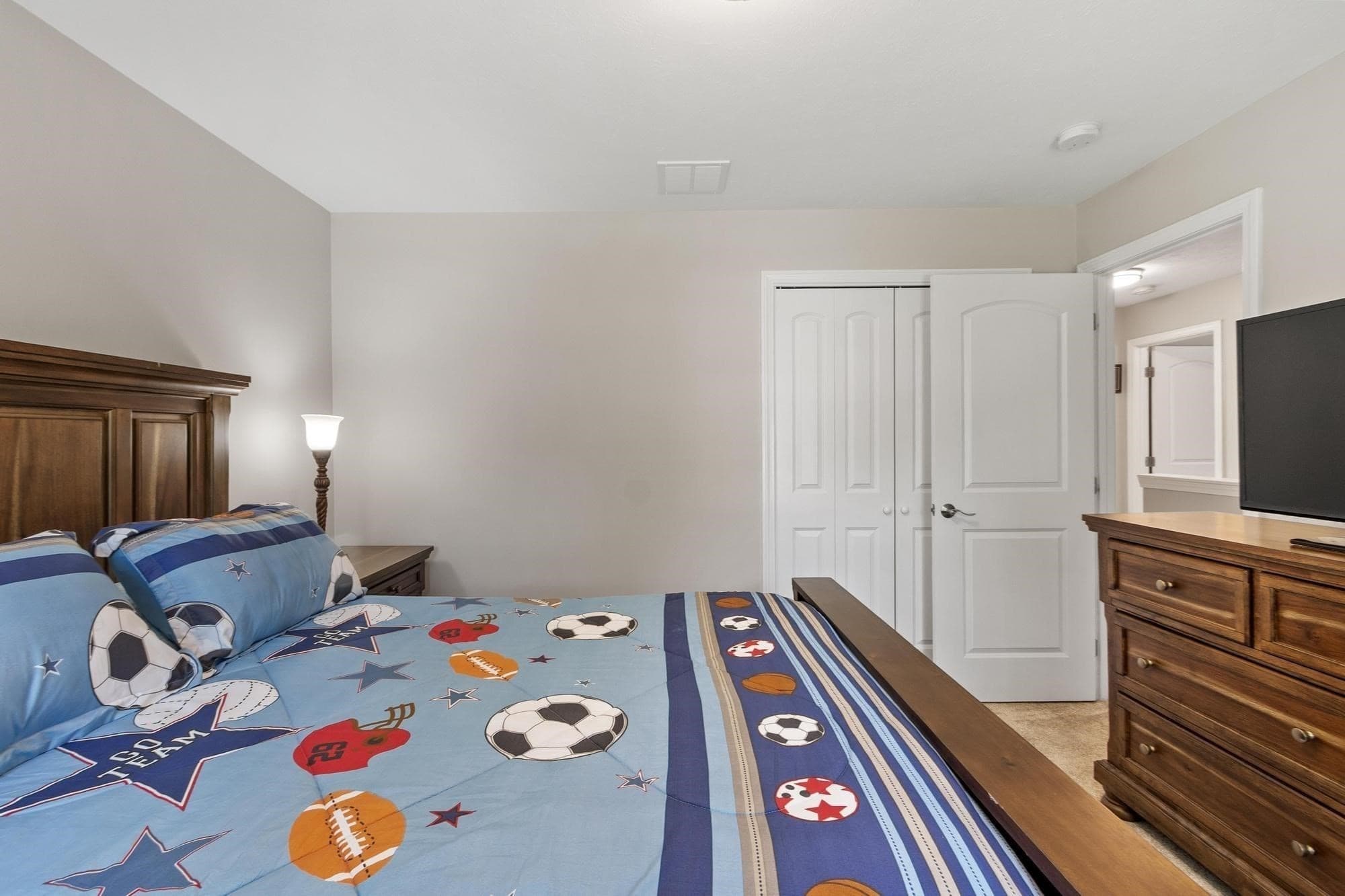 Single Family Residence at 90 Royalston Rd N, Winchendon MA 01475, Winchendon, photo 31 of 42
