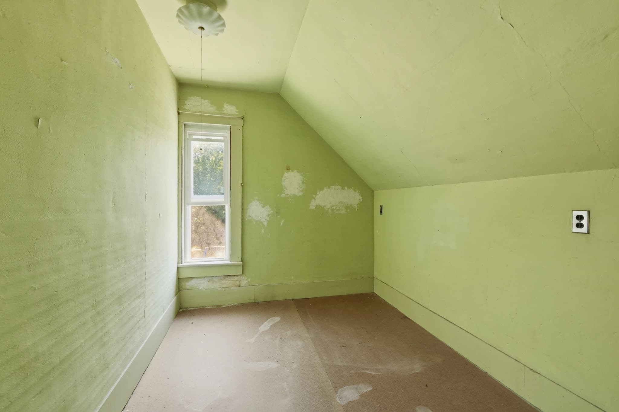 2 Family - 2 Units Up/Down at 148 Sanders St, Athol MA 01331, photo 23 of 28