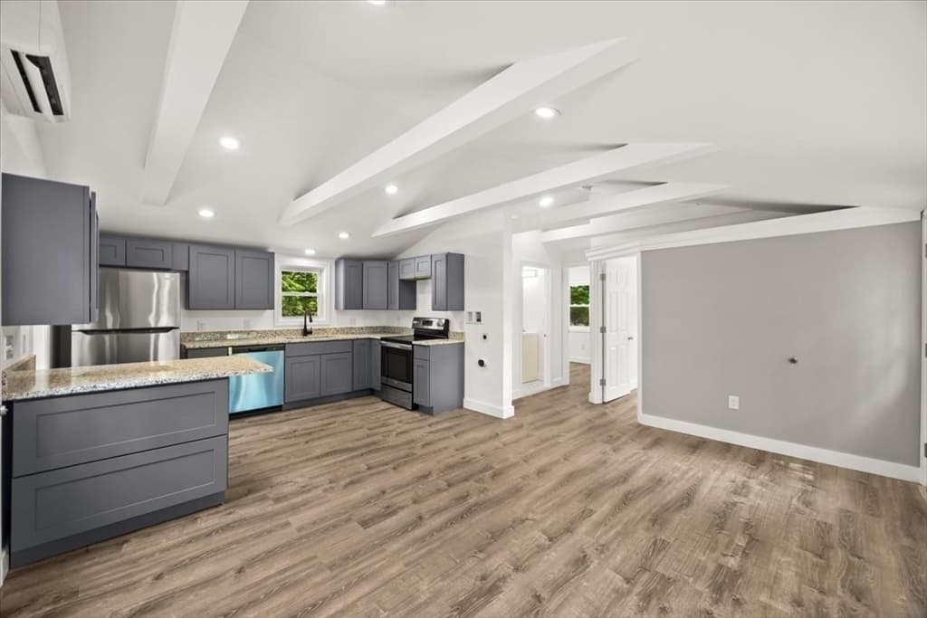 13 Cherry St, Lakeville MA 02347 photo 5