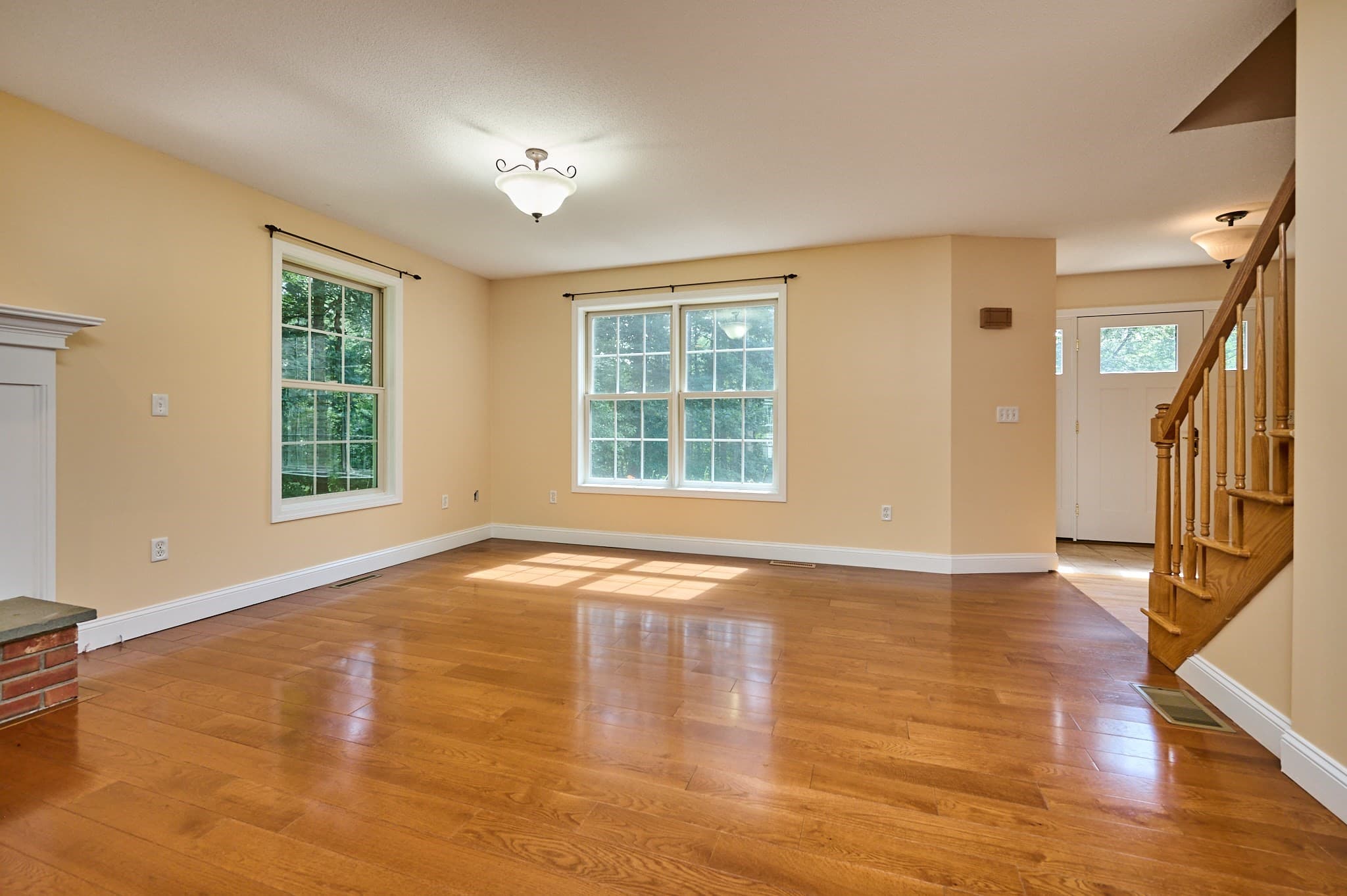 Single Family Residence at 169 Aldrich St, Belchertown MA 01007, photo 9 of 42