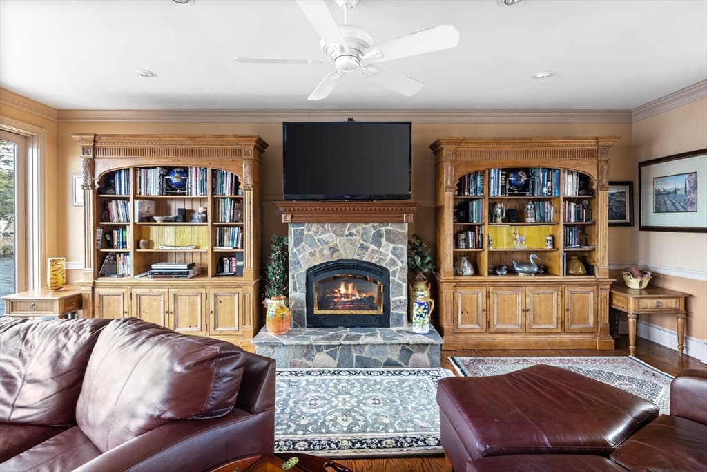 152 Kimball Rd, Amesbury MA 01913 photo 6