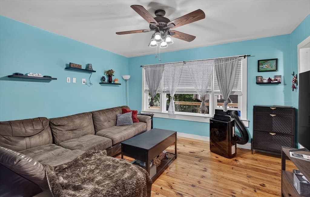 10 Burnett, Fitchburg MA 01420 photo 8