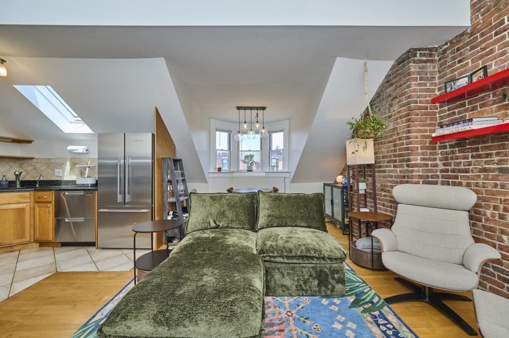 Condominium at 683 Massachusetts Ave. # 5, Boston MA 02118, Boston, photo 5 of 26