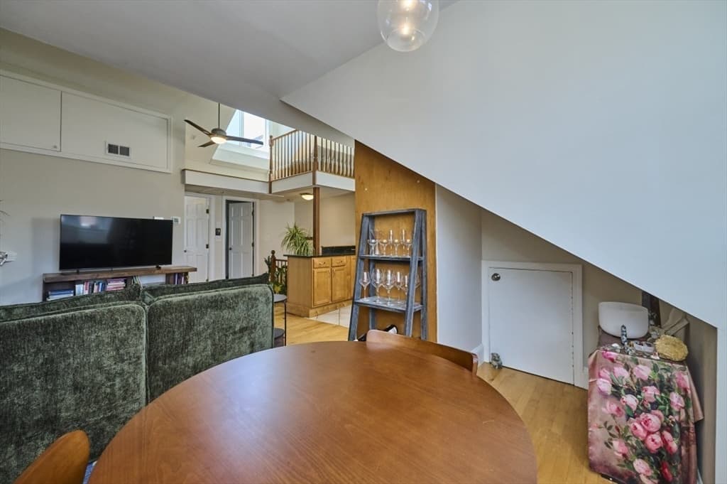 Condominium at 683 Massachusetts Ave. # 5, Boston MA 02118, Boston, photo 11 of 26