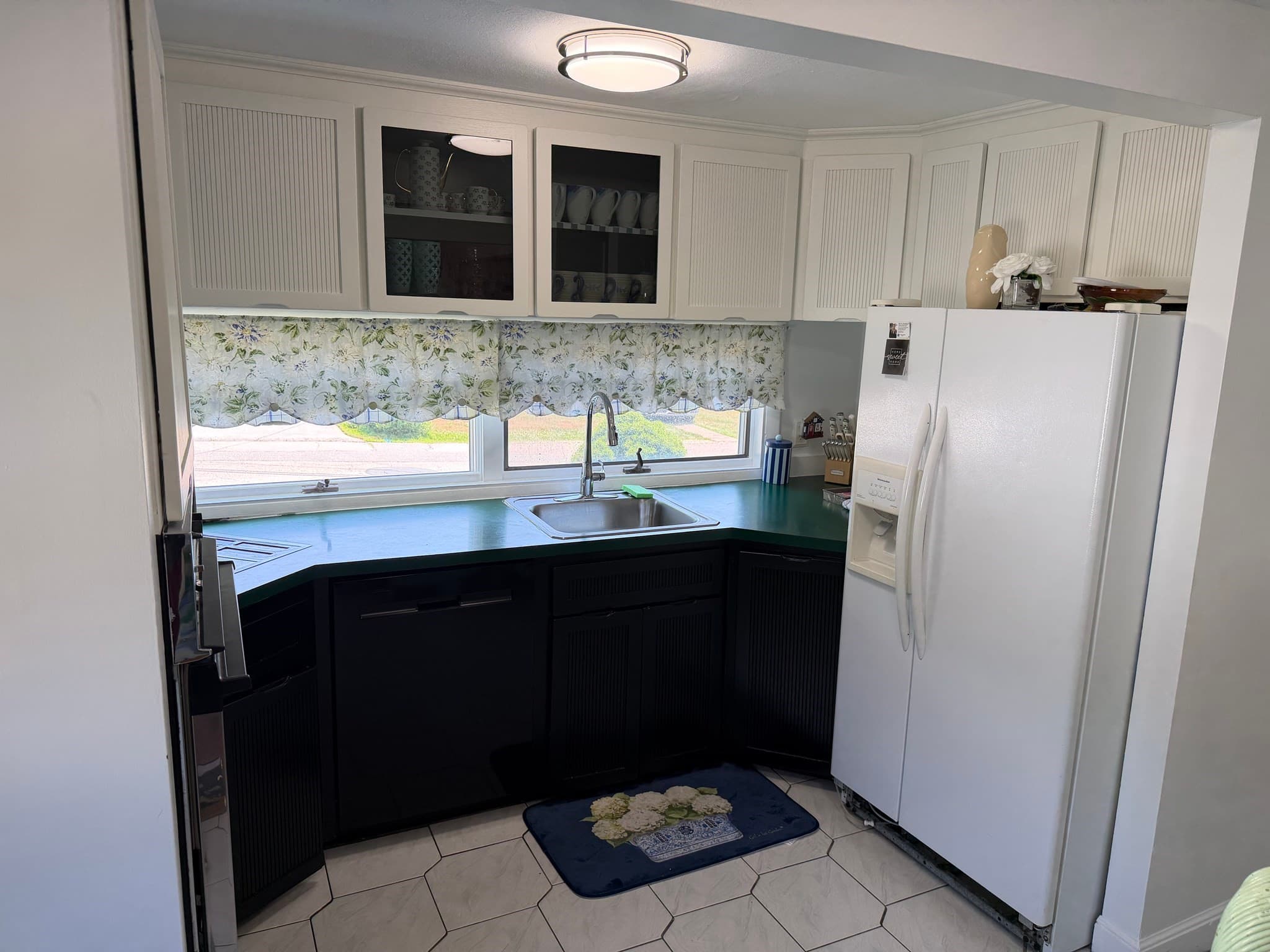 Single Family Residence at 3 Walnut Knolls, Canton MA 02021, Canton, photo 5 of 38