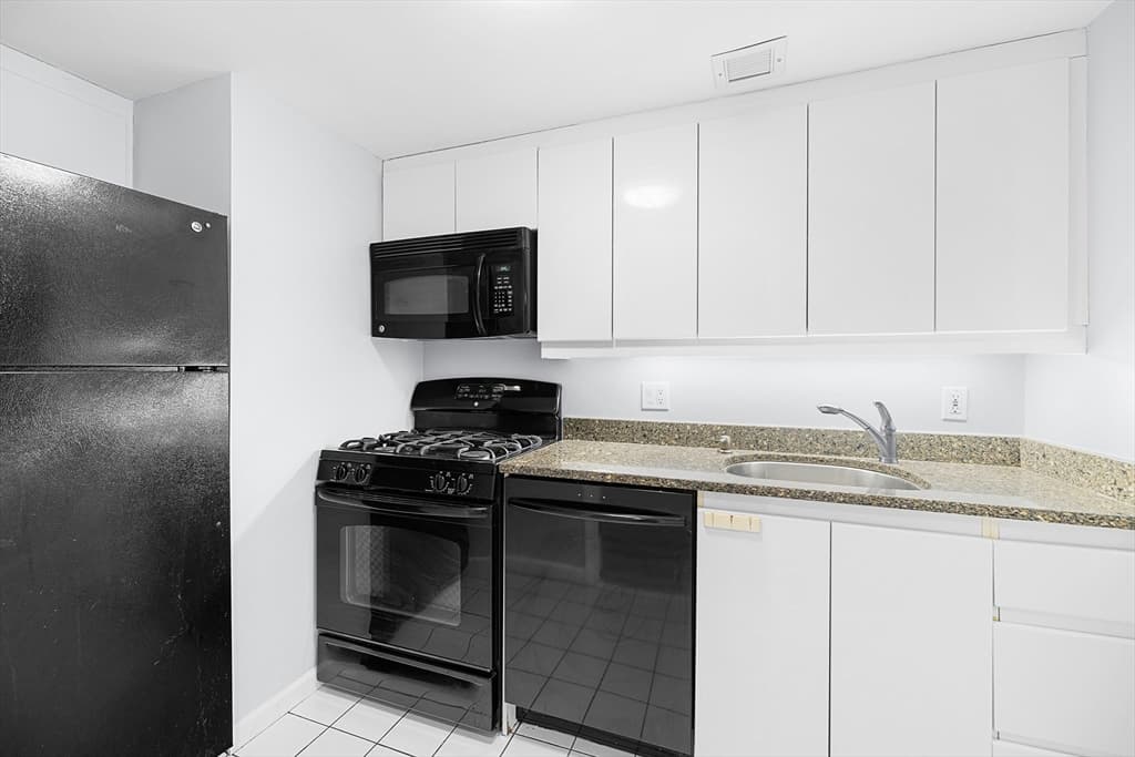 Condominium at 170 Tremont St # 204, Boston MA 02111, Boston, photo 3 of 15