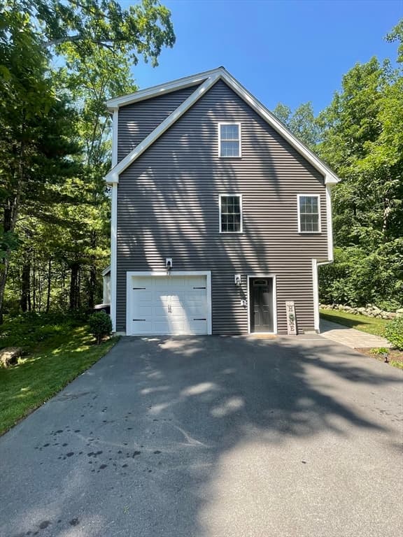 58 Adams St, Medway MA 02053 photo 2