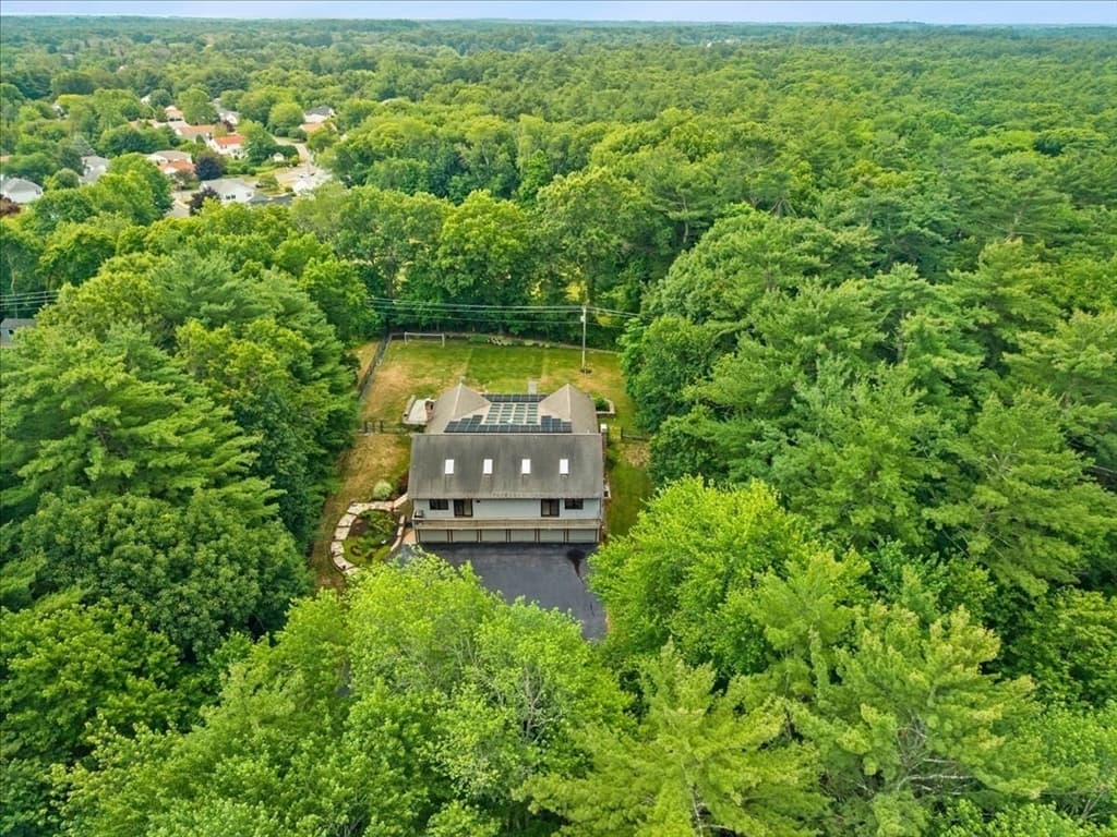 10 Kathy Ln, East Bridgewater MA 02333 photo 6