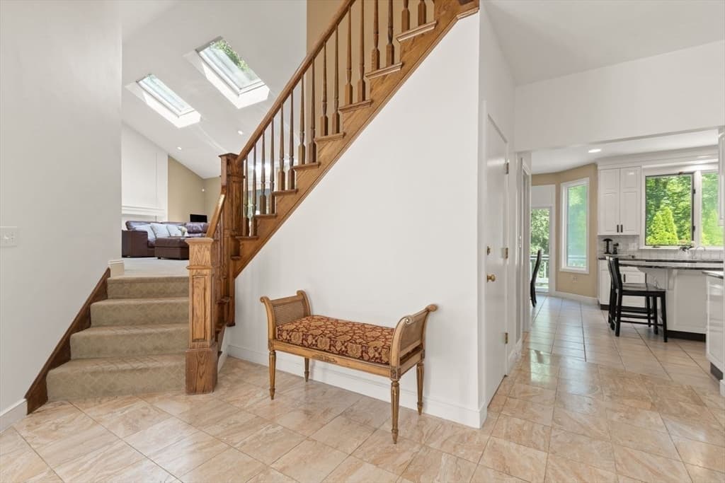 2 Sandpiper Hill, Sharon MA 02067 photo 2