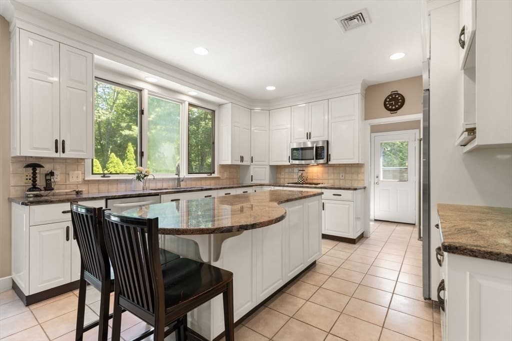 2 Sandpiper Hill, Sharon MA 02067 photo 12