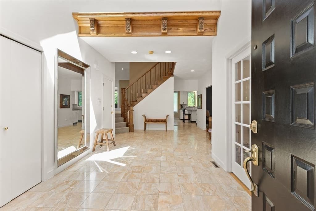 2 Sandpiper Hill, Sharon MA 02067 photo 3