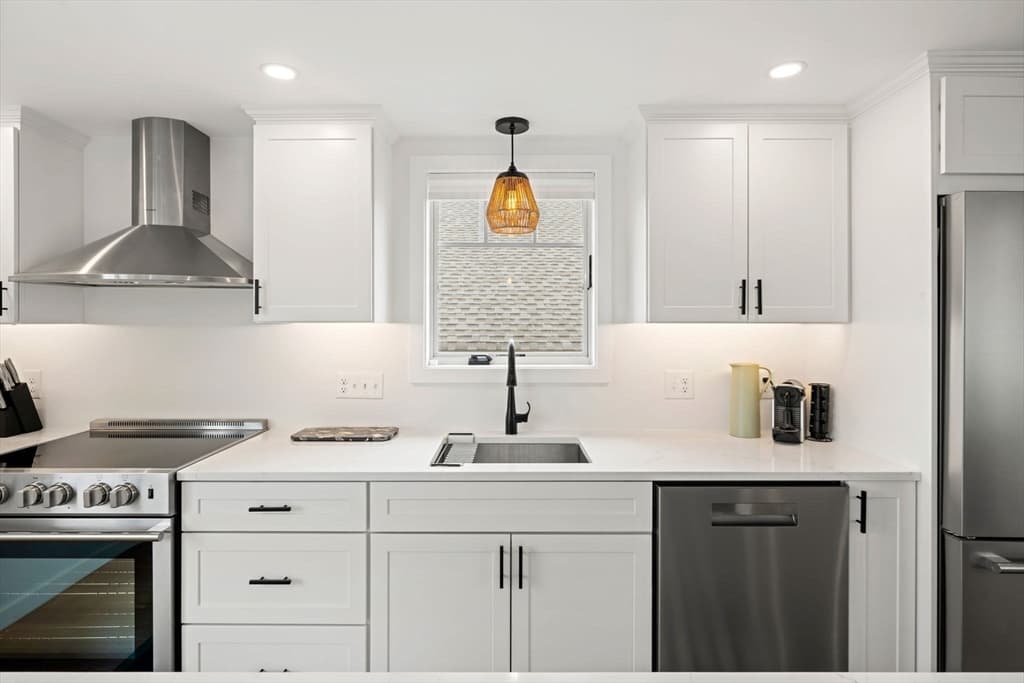 121 Central Ave # B, Salisbury MA 01952 photo 5