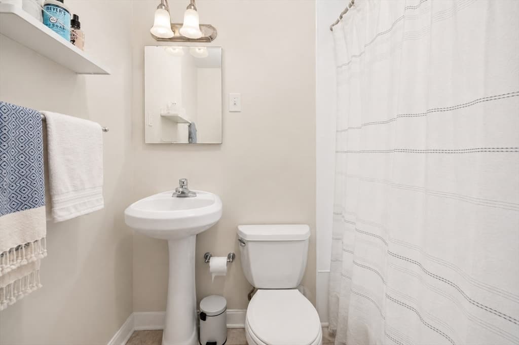 Condominium at 259 Beacon Street # 23, Boston MA 02116, Boston, photo 10 of 14