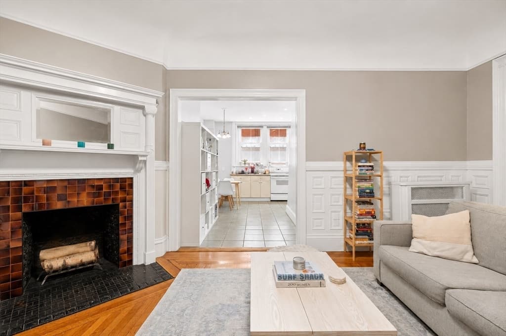 Condominium at 259 Beacon Street # 23, Boston MA 02116, Boston, photo 4 of 14