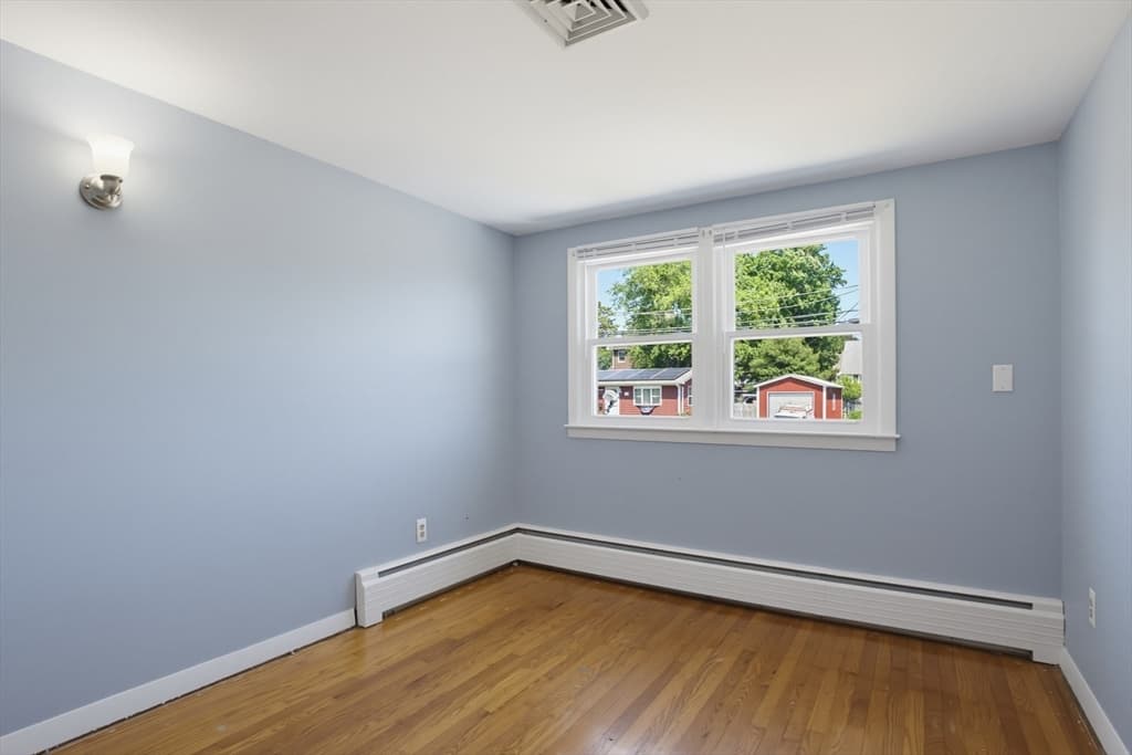 433 Pearse Road, Swansea MA 02777 photo 23