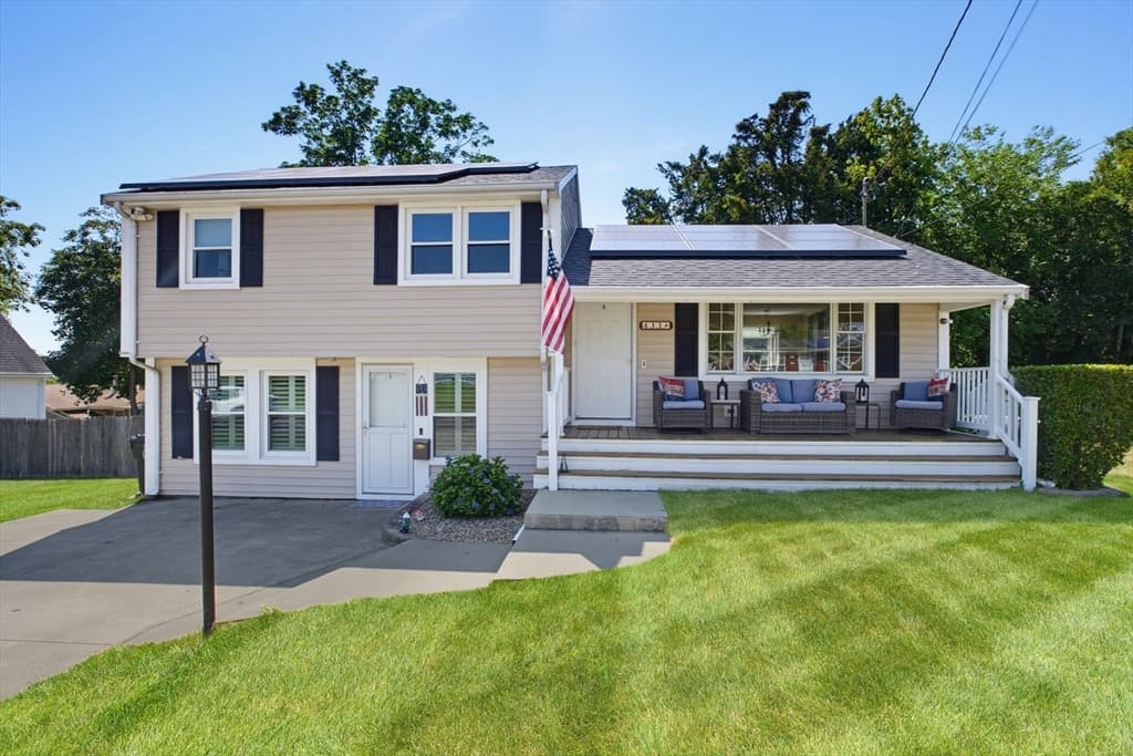 433 Pearse Road, Swansea MA 02777