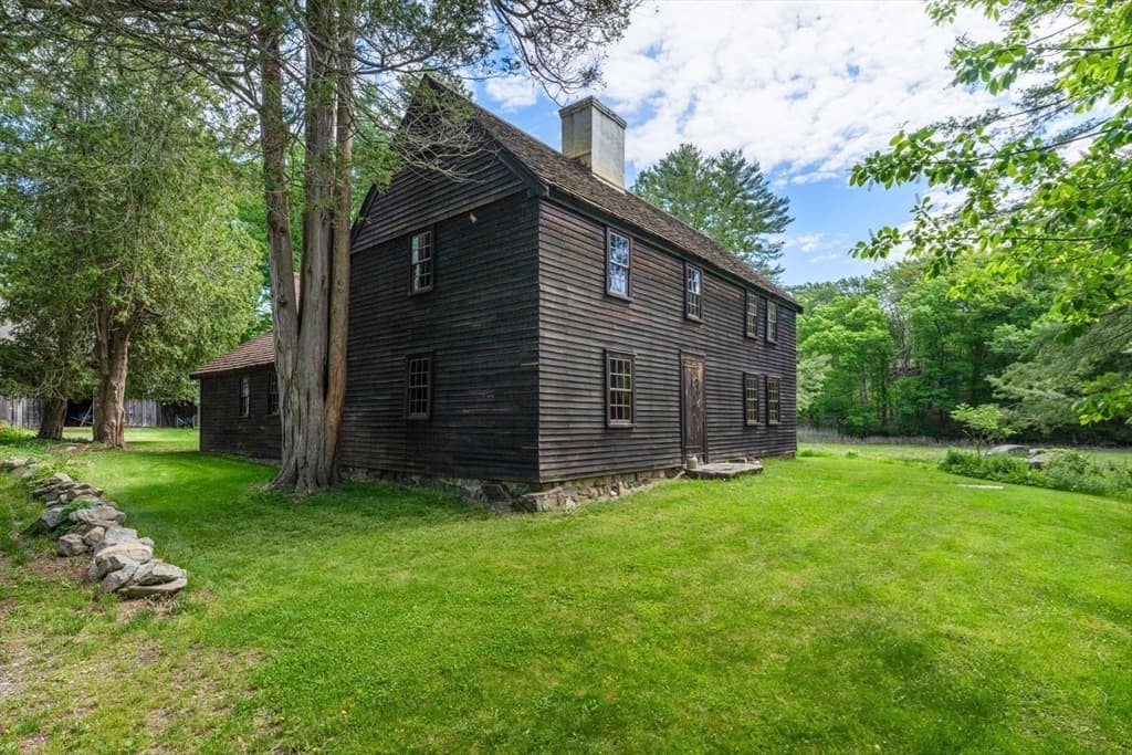 11 Lincoln St, Gloucester MA 01930 photo 6