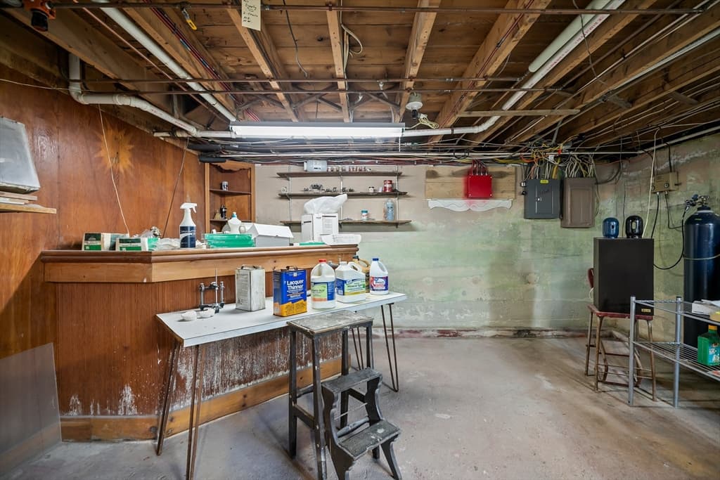 74 Valley, Middletown RI 02842 photo 34