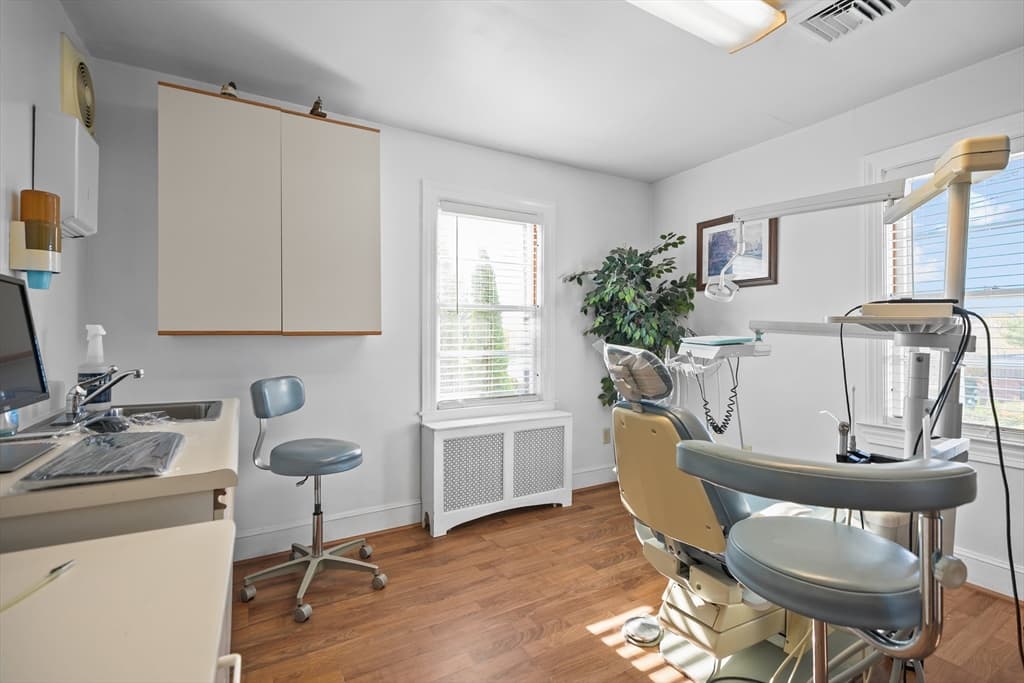 74 Valley, Middletown RI 02842 photo 14